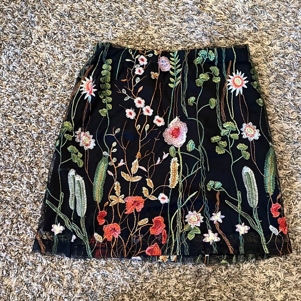 A’gaci embroidered skirt - Picture 1 of 4